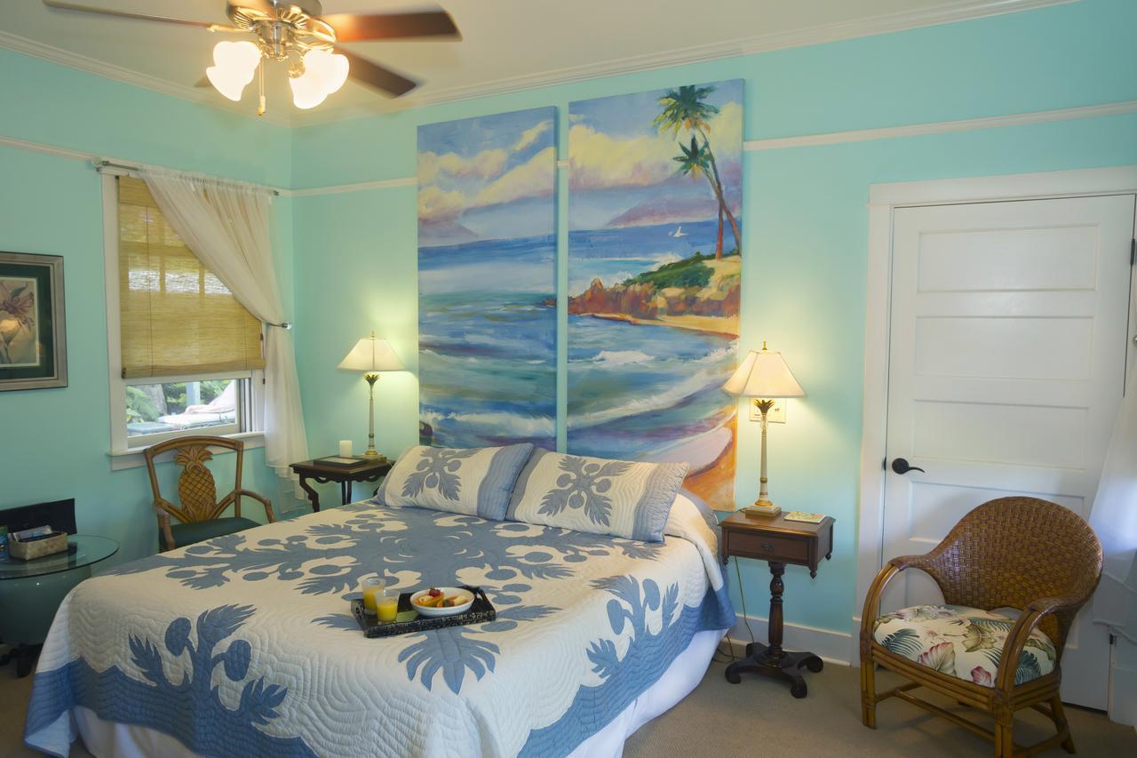 The Orchid Room - One King Bed